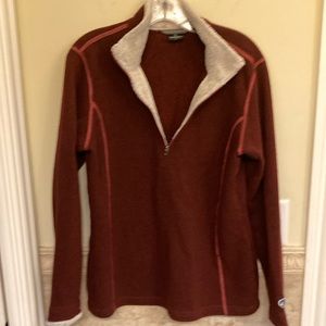 Kuhl shearling lined collar, fleece lined? 1/4 zip, maroon.